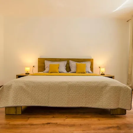 Park Complex Viktoria * Baltsjik