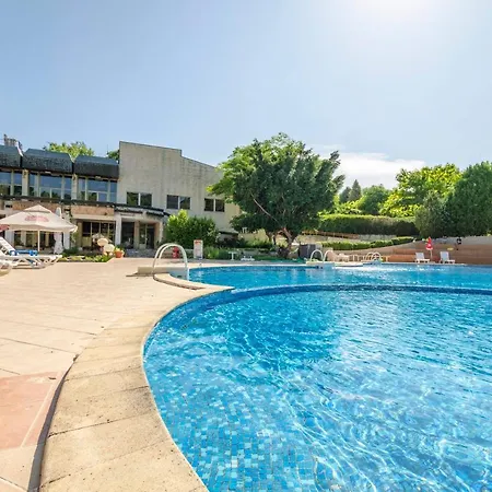 Park Complex Viktoria *